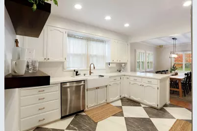 914 S Pleasant Avenue, Lodi, CA 95240 - Photo 3