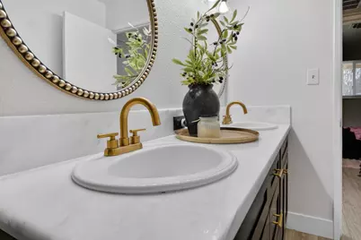 2005 Woodstock Way, Sacramento, CA 95825 - Photo 23