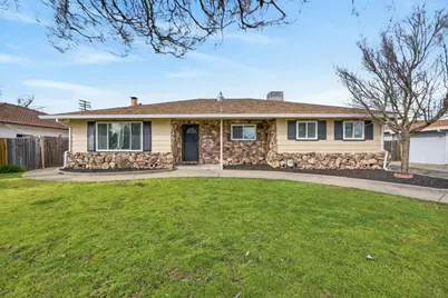 2005 Woodstock Way, Sacramento, CA 95825 - Photo 3