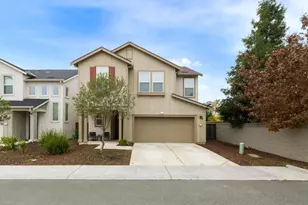 18 Seasmoke Pl, Elk Grove, CA 95758 - Photo 5