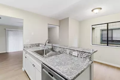 600 Del Verde Circle #2, Sacramento, CA 95833 - Photo 11