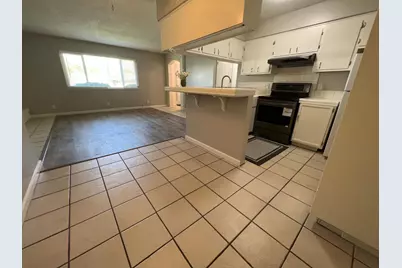 4145 Apostolo Circle, Sacramento, CA 95824 - Photo 15
