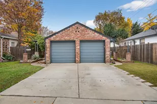 2751 Riverside Blvd, Sacramento, CA 95818 - Photo 1