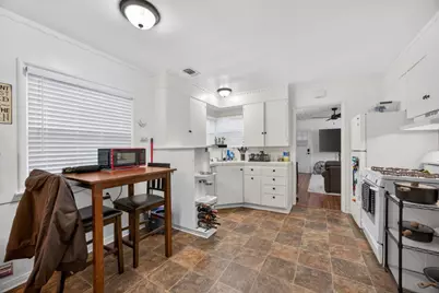 2751 Riverside Boulevard, Sacramento, CA 95818 - Photo 33