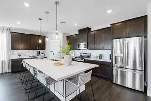 8085 Gwinn Cir, Elk Grove, CA 95757 - Photo 3