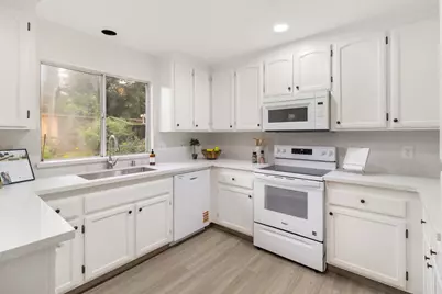 2426 W Tokay Street, Lodi, CA 95242 - Photo 15