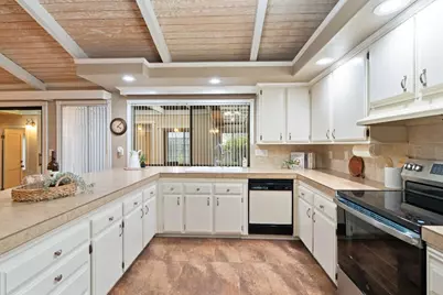 7201 Canelo Hills Drive, Citrus Heights, CA 95610 - Photo 9