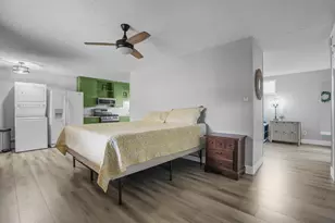 407 W H St, Oakdale, CA 95361 - Photo 23