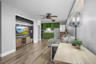 407 W H St, Oakdale, CA 95361 - Photo 25