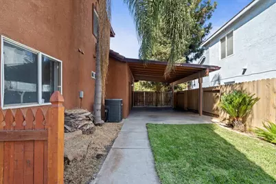 342 Sunnyhill Drive, Turlock, CA 95382 - Photo 23