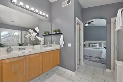 1789 S Itasca Avenue, Sacramento, CA 95835 - Photo 27