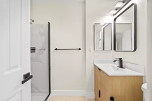 2115 Valmora Dr, Stockton, CA 95210 - Photo 3