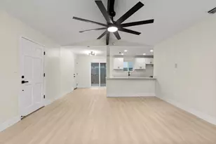 2115 Valmora Dr, Stockton, CA 95210 - Photo 7