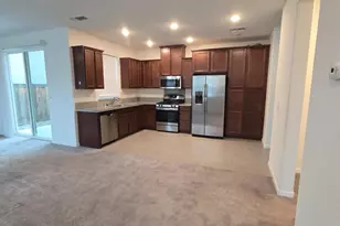 8720 Esperia Wy, Sacramento, CA 95828 - Photo 5