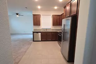 8720 Esperia Wy, Sacramento, CA 95828 - Photo 7
