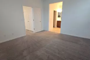 8720 Esperia Wy, Sacramento, CA 95828 - Photo 15