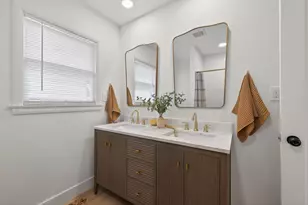 2172 36th St, Sacramento, CA 95817 - Photo 39