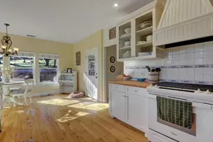 12597 Wolf Rd, Grass Valley, CA 95949 - Photo 9