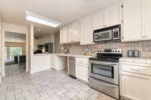 340 Crestridge Ln, Folsom, CA 95630 - Photo 15