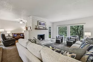 340 Crestridge Ln, Folsom, CA 95630 - Photo 3