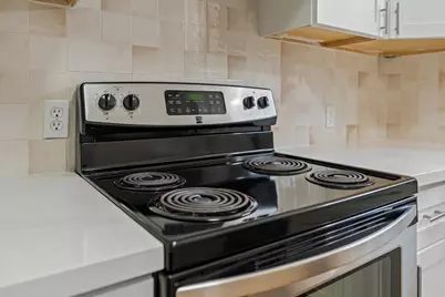 805 Tully Road #5, Modesto, CA 95350 - Photo 7