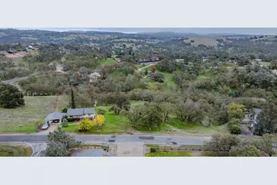 8719 Sparrowk Road, Valley Springs, CA 95252 - Photo 27