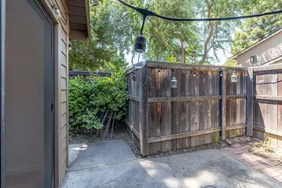 8140 Maderia Port Lane, Fair Oaks, CA 95628 - Photo 21