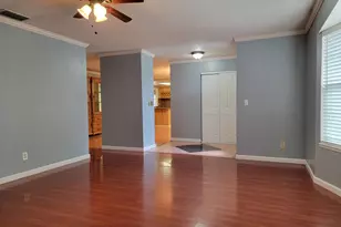 8387 Skywalker Ct, Sacramento, CA 95828 - Photo 11