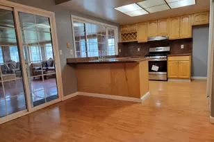 8387 Skywalker Ct, Sacramento, CA 95828 - Photo 7