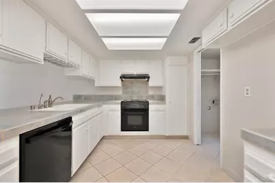 7908 Rocky Point Court, Citrus Heights, CA 95610 - Photo 27