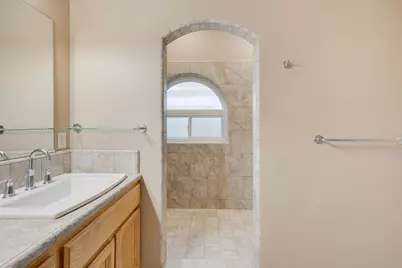 8668 Little Wood Circle, Elk Grove, CA 95624 - Photo 33