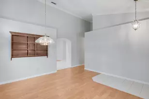 8668 Little Wood Cir, Elk Grove, CA 95624 - Photo 11