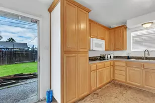 7323 Springman St, Sacramento, CA 95822 - Photo 15