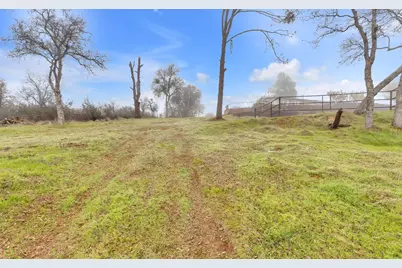 10447 Carlos Court, Coulterville, CA 95311 - Photo 7
