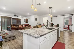 7595 Blue Bell Cir, Sacramento, CA 95829 - Photo 7