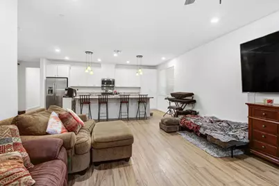 7595 Blue Bell Circle, Sacramento, CA 95829 - Photo 5