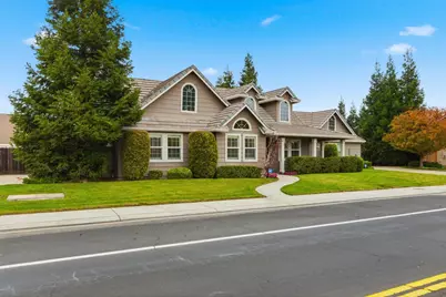 347 E Milgeo Avenue, Ripon, CA 95366 - Photo 5