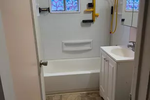 2730 Berger Ave, Sacramento, CA 95815 - Photo 11