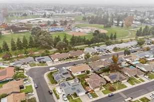 1641 Olivewood Ave, Manteca, CA 95336 - Photo 35