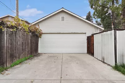 336 E Locust Street, Lodi, CA 95240 - Photo 31