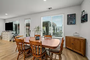 5541 Malibu Palm Ct, Sacramento, CA 95842 - Photo 15