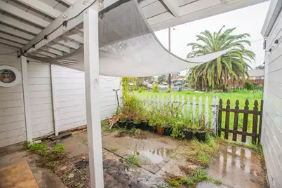 1201 Helena Avenue, Sacramento, CA 95815 - Photo 23