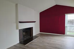 7613 Valley Wood Dr, Sacramento, CA 95828 - Photo 11