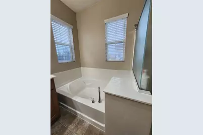 2500 Cottage Pointe Drive, Riverbank, CA 95367 - Photo 29