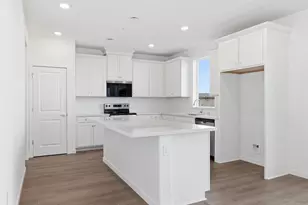 8265 Morning Star Wy, Elk Grove, CA 95757 - Photo 9