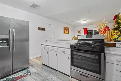 21805 Lexington Avenue, Dos Palos, CA 93620 - Photo 9