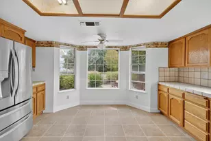 1628 Buena Vista Dr, Yuba City, CA 95993 - Photo 17