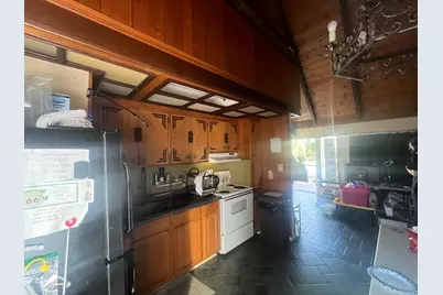 866 E Willow Avenue, Manteca, CA 95337 - Photo 5
