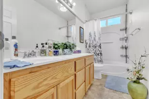 220 Cicero Cir, Elk Grove, CA 95758 - Photo 19