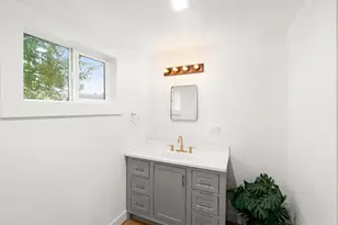 10878 S Mckinley Ave, French Camp, CA 95231 - Photo 37